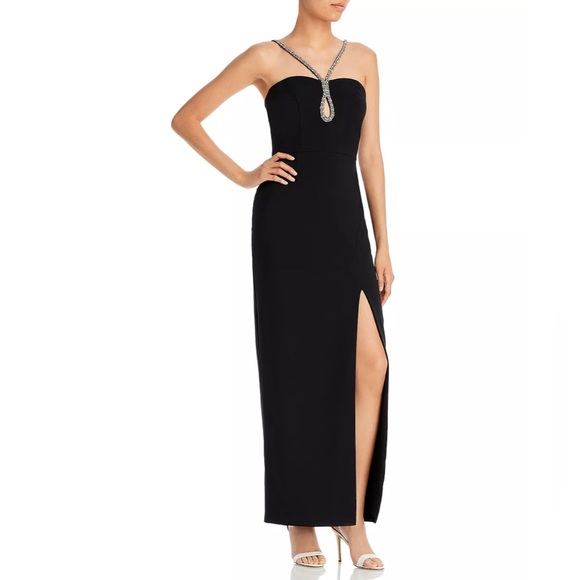 Aqua Dresses & Skirts - AQUA
Scuba Embellished Chain Dress - 100% Exclusive Size 6 Black